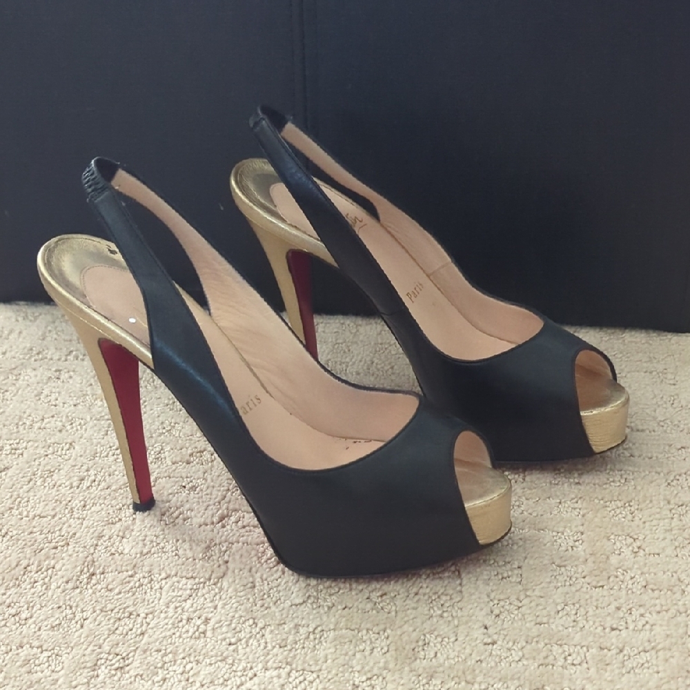 Black/Gold Peep-Toe Heels Christian Louboutin 37.5